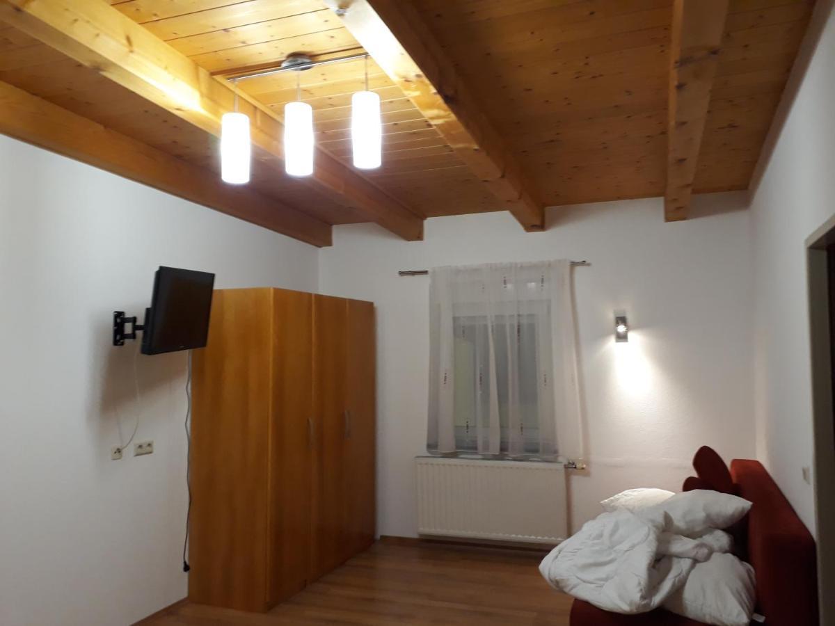 Obsthof Glueck Bed & Breakfast Gamlitz Bagian luar foto